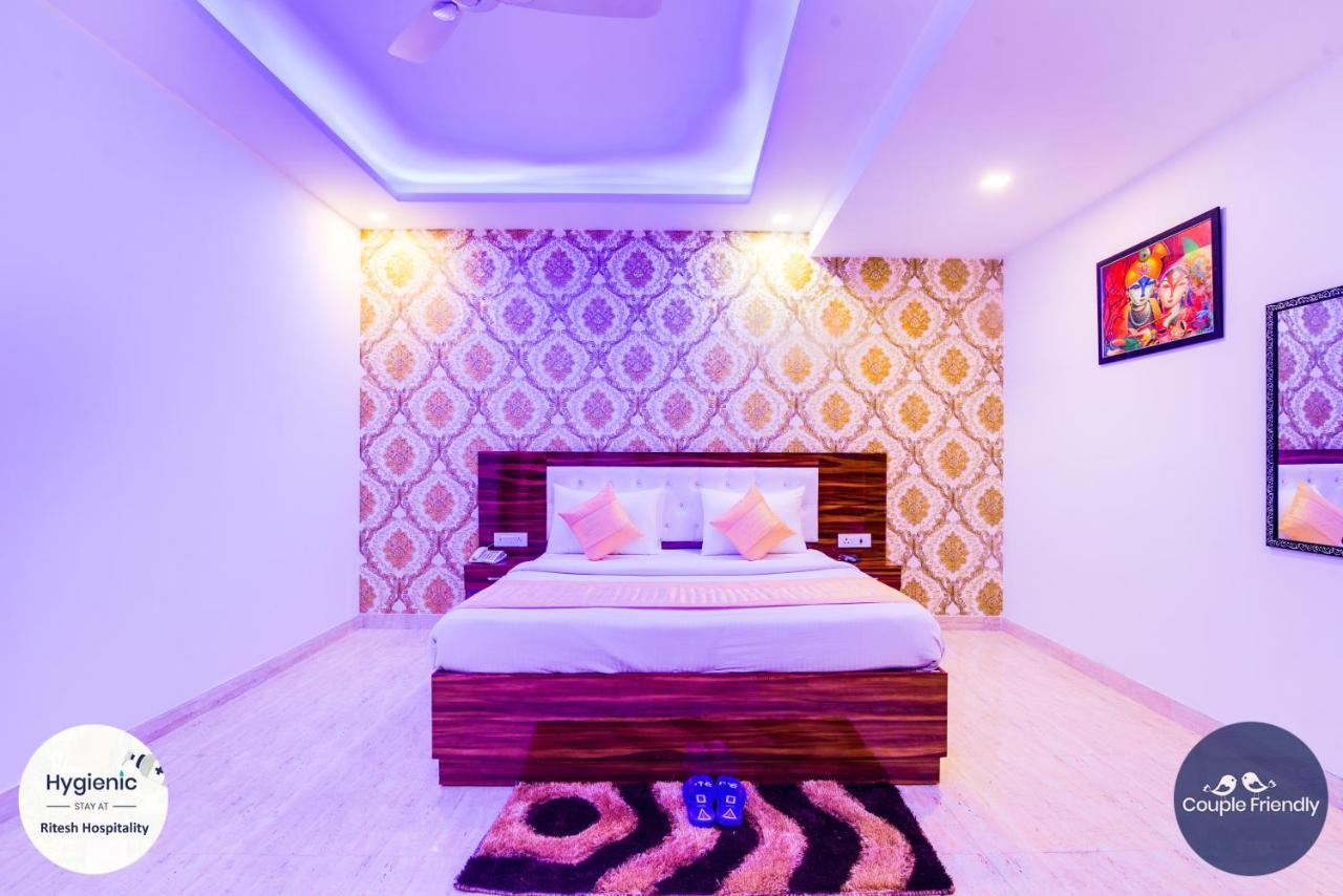 Hotel Fabulous - Delhi International Airport Нью-Дели Экстерьер фото