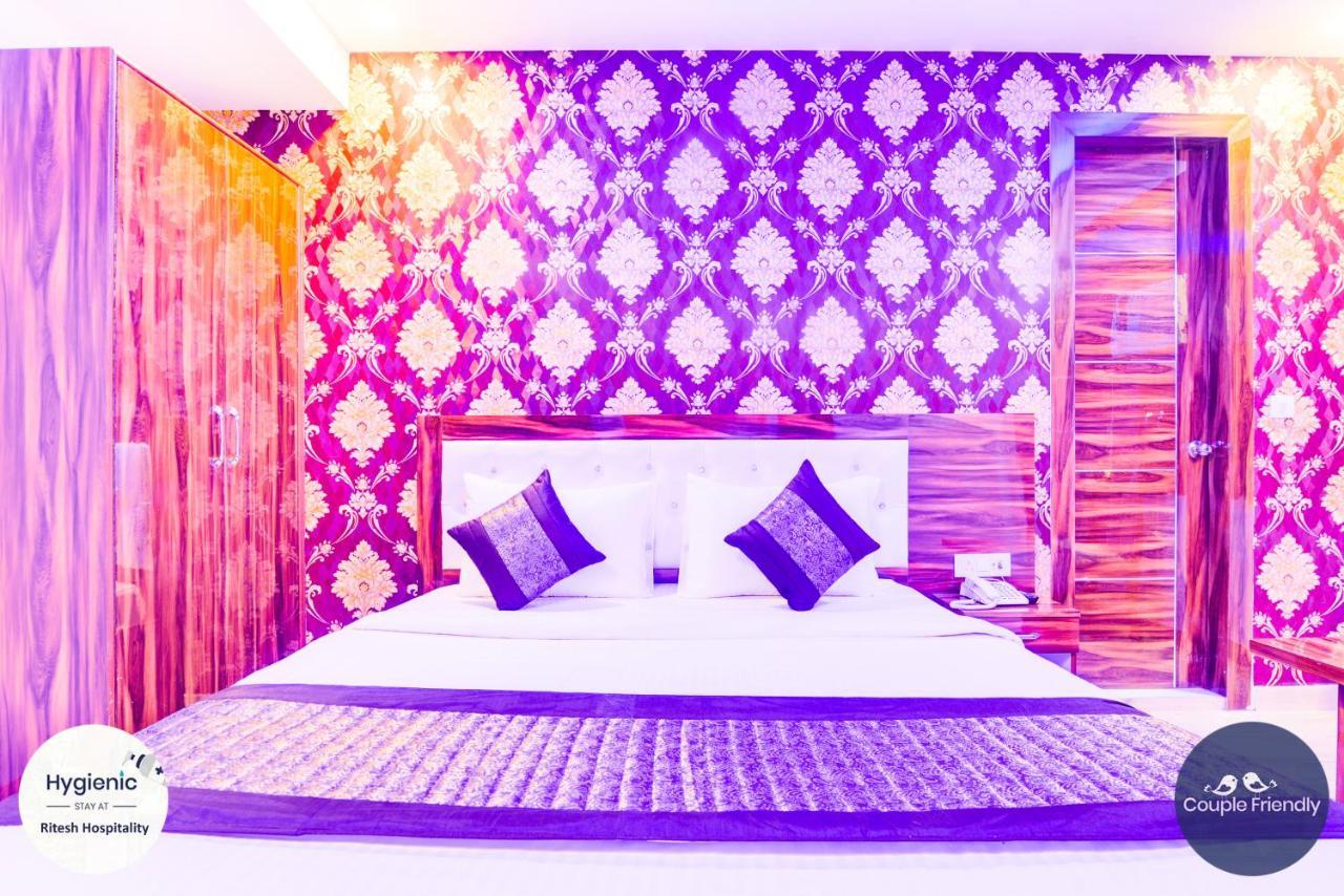 Hotel Fabulous - Delhi International Airport Нью-Дели Экстерьер фото