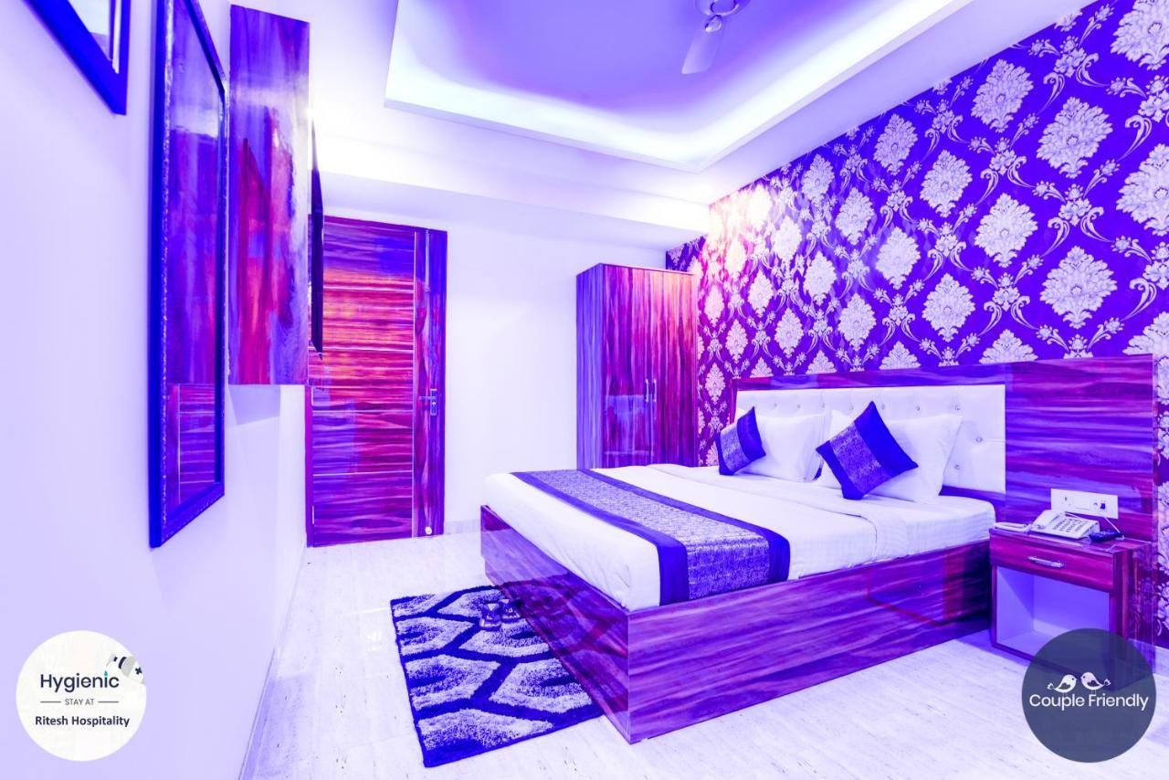 Hotel Fabulous - Delhi International Airport Нью-Дели Экстерьер фото